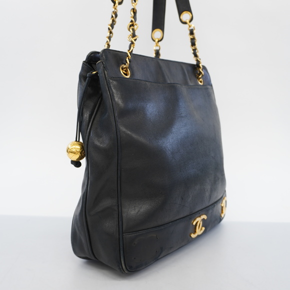 [3ye5573] Auth Chanel Shoulder Bag Triple Coco Lambskin Black Gold metal - Picture 2 of 14